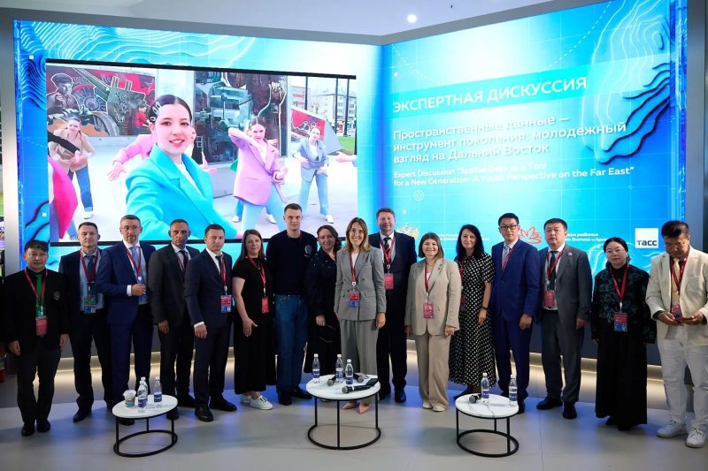 ВЭФ-2026: Панельная дискуссия МИИГАиК о молодёжном взгляде на Дальний Восток