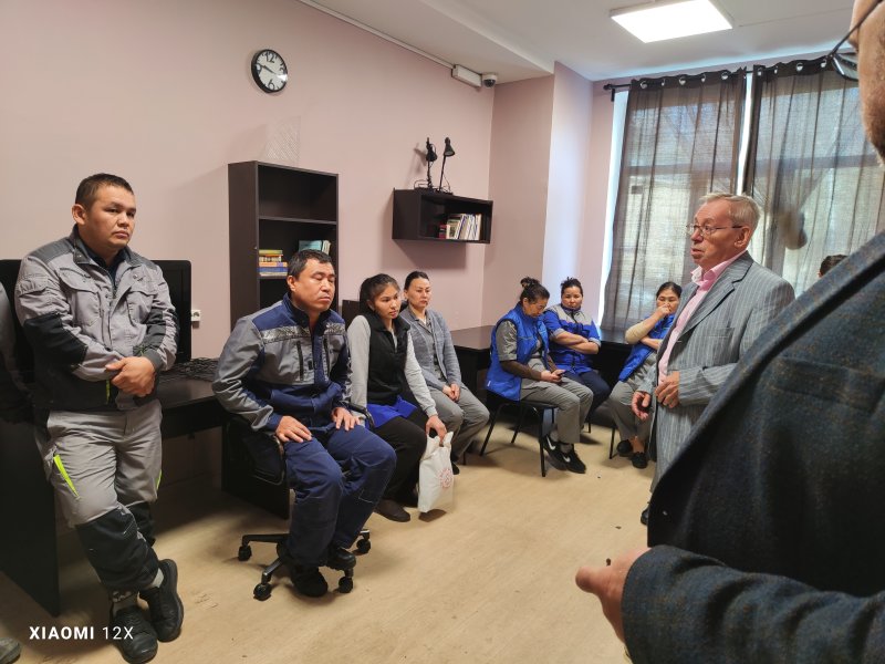 Обучающее занятие с сотрудниками по пожарной безопасности